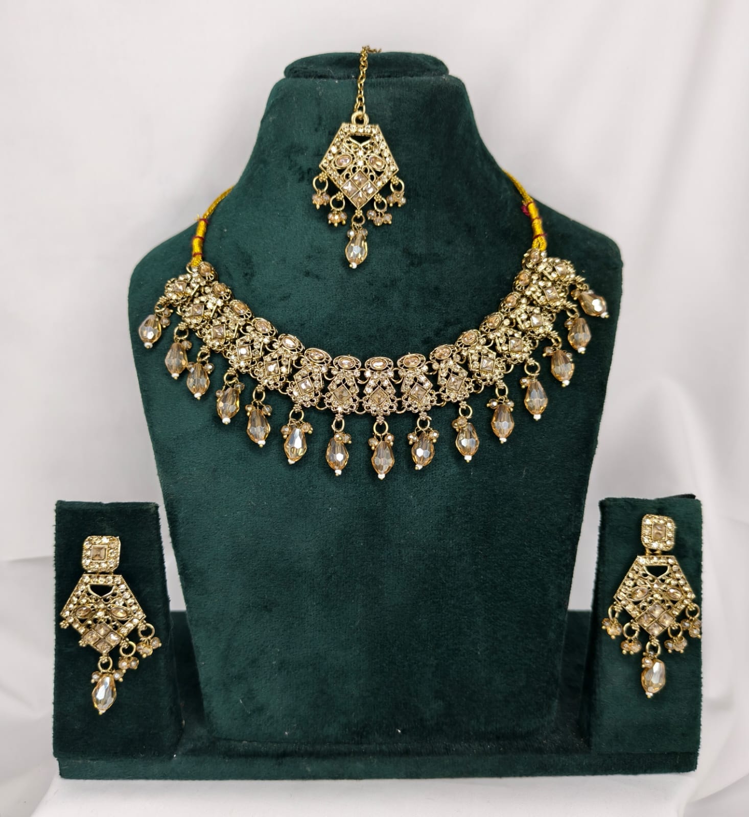 Shadow Stone Necklace Set