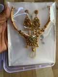 Heritage Necklace Set