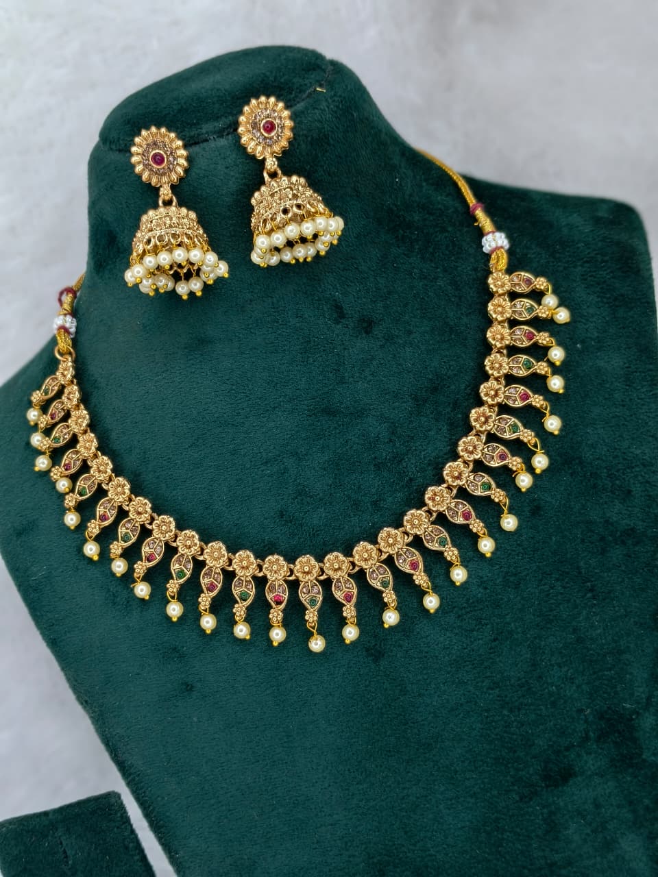 Necklace Set
