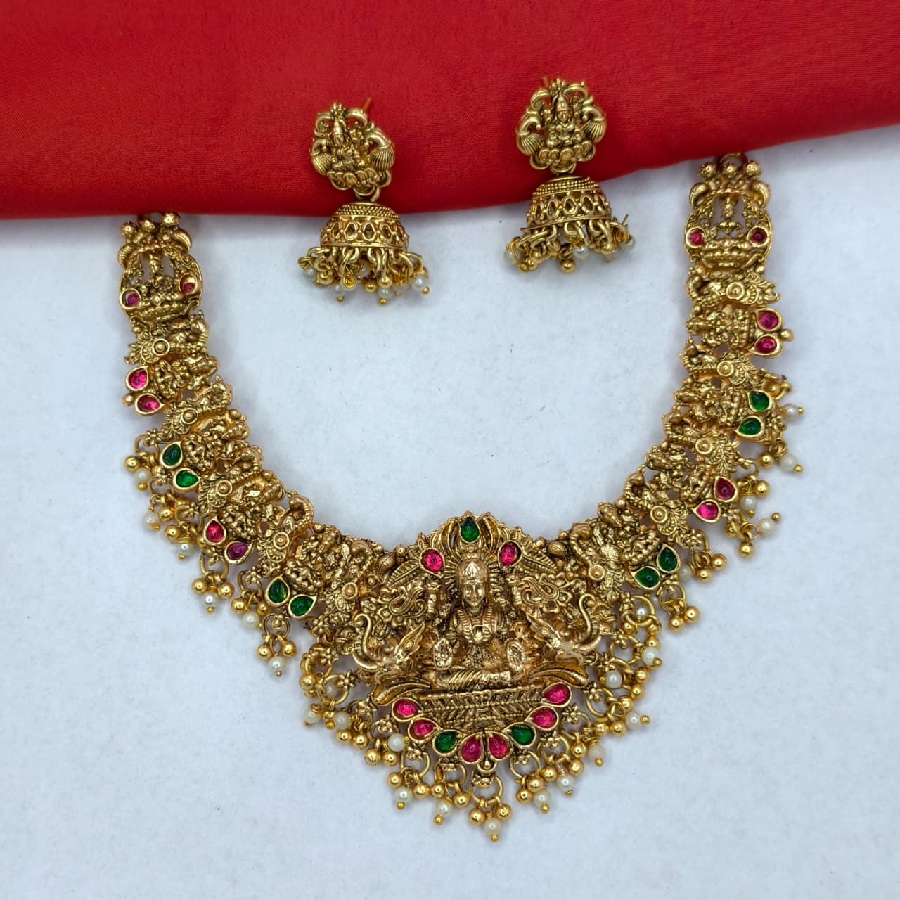 Temple Necklace Set