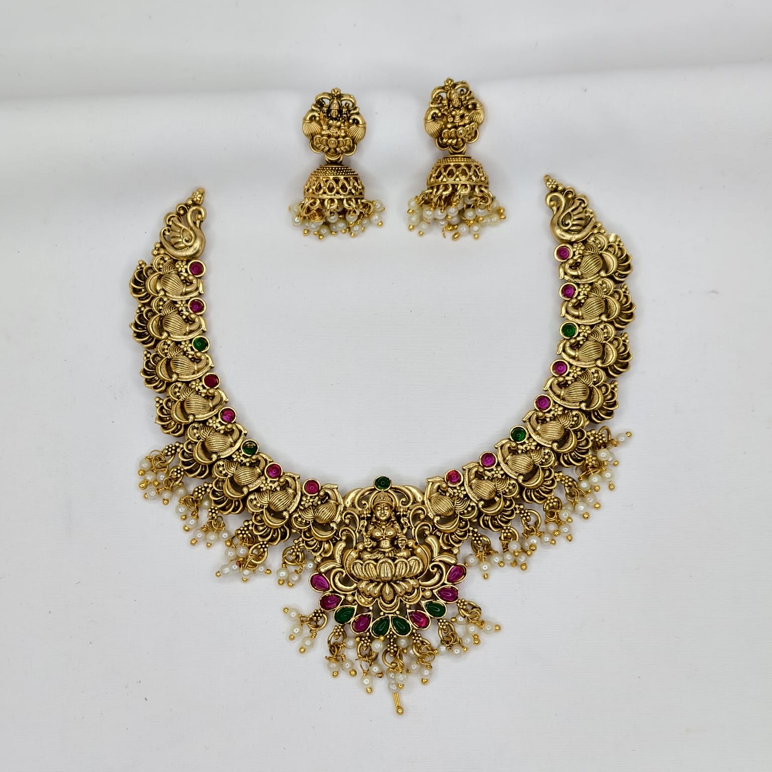 Temple Jewellery Set